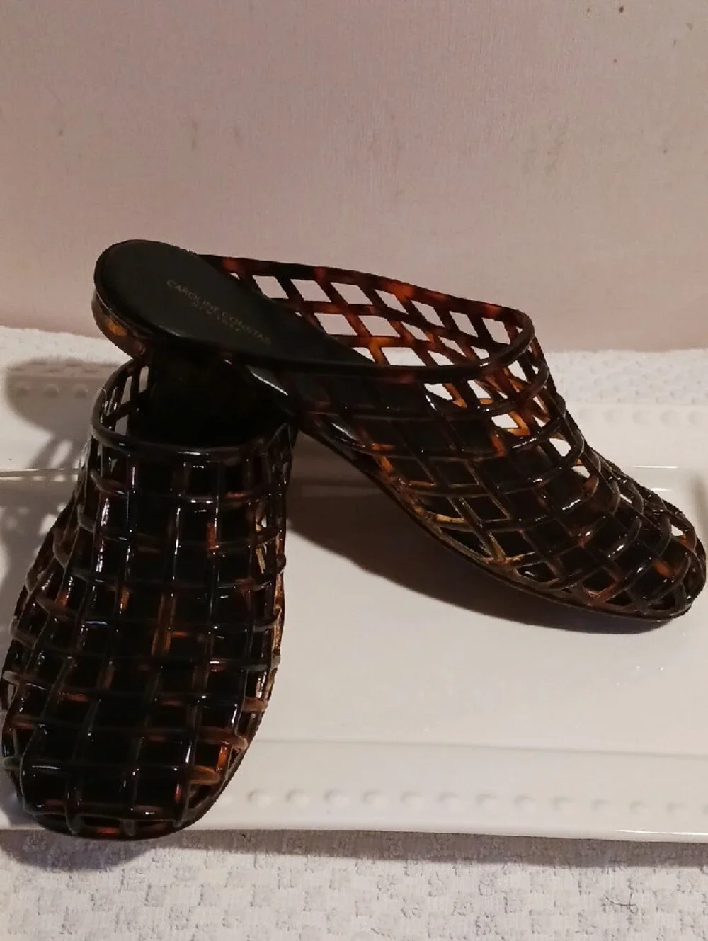 Gorgeous! Caroline Constas ⚜️Brown Tortoiseshell Weave Jelly Slide Mules 10 - Picture 4 of 9